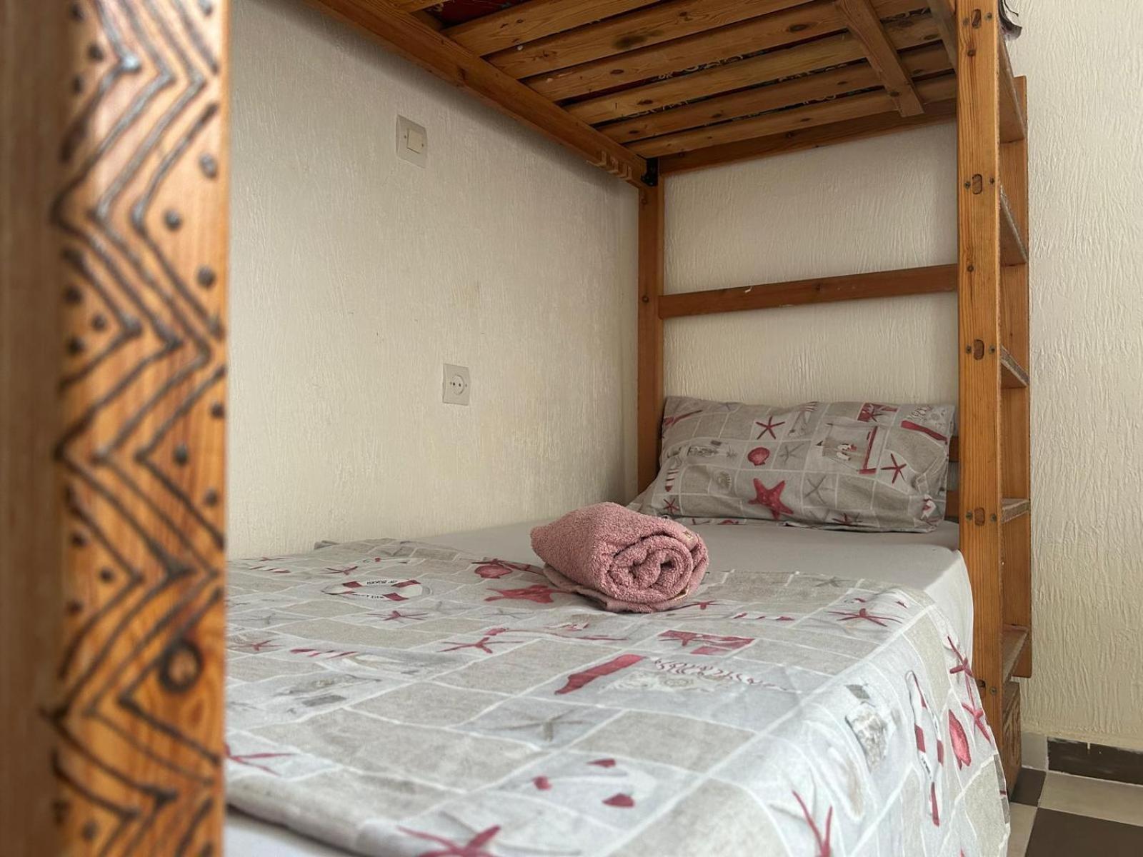 Idriss Tamraght Surfhostel Тагазут Стая снимка